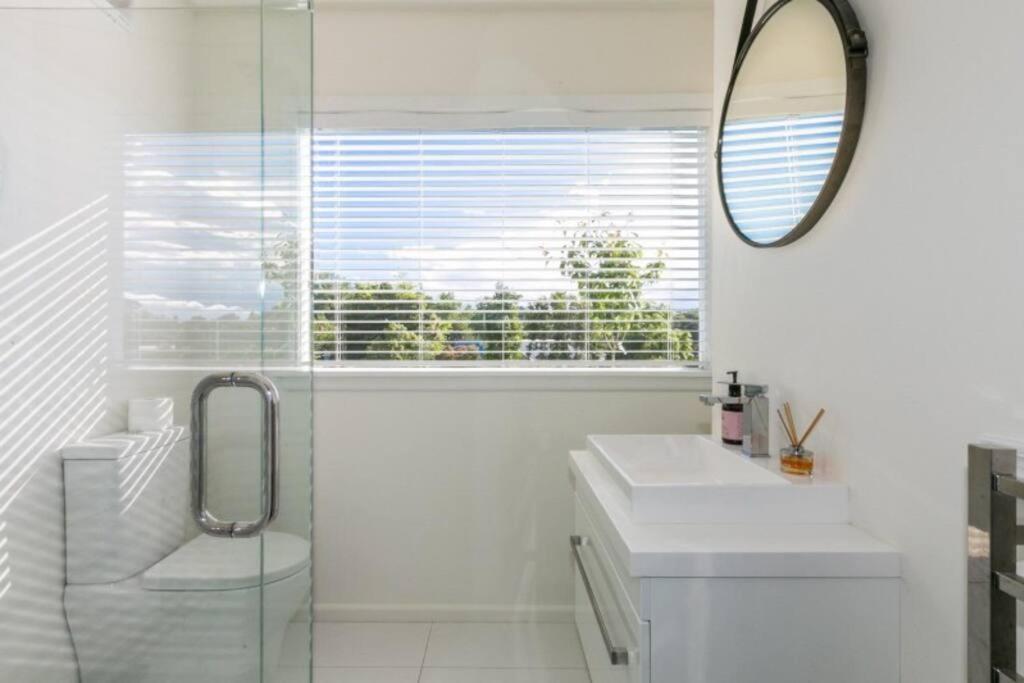 Views, Close To Town Havelock North Extérieur photo
