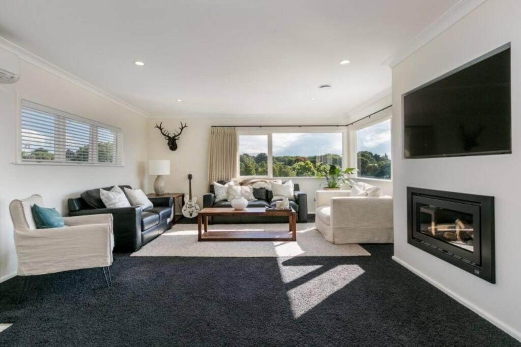Views, Close To Town Havelock North Extérieur photo